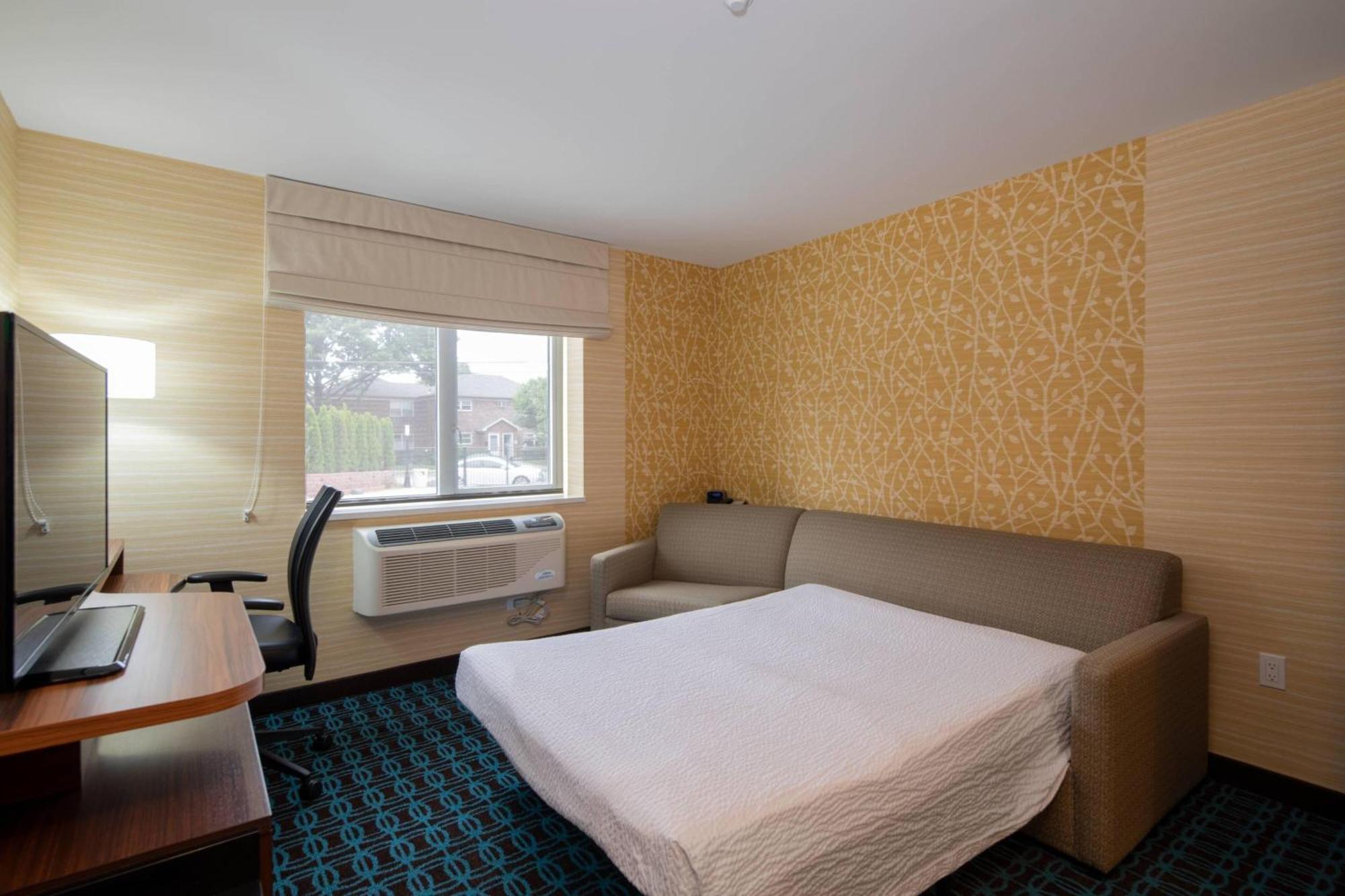 Fairfield Inn & Suites By Marriott New York Queens/Fresh Meadows Exterior photo